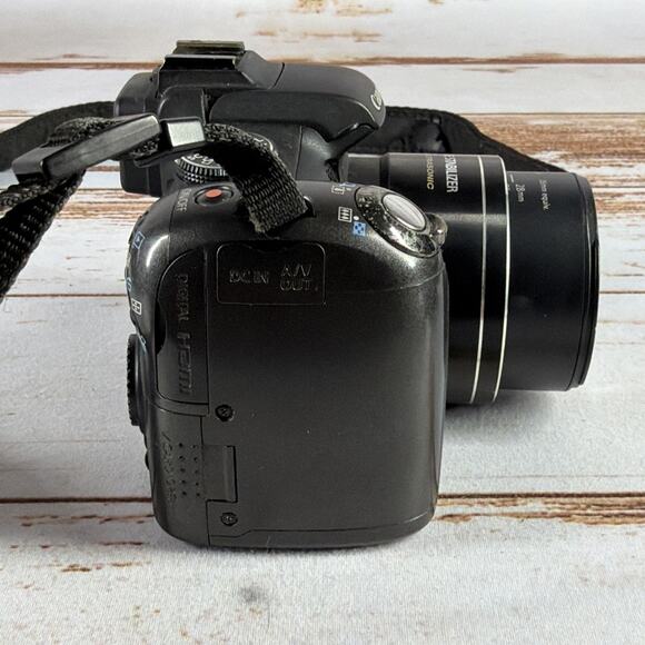 Canon PowerShot SX1 IS 10MP Digital Camera – 20x Zoom Black From Japan Tested - Picture 3 of 7